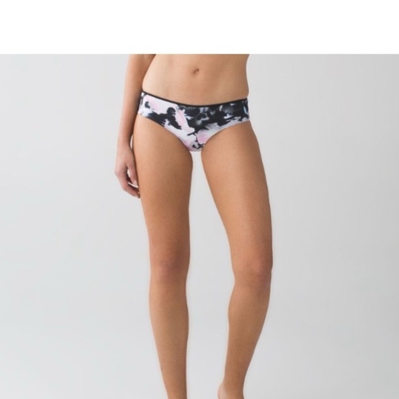 Lululemon Salty Swim Bikini 2 Piece Reversible Swim Suit 4/6 Small - Picture 11 of 12